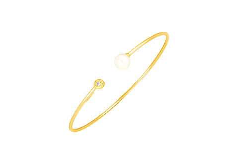 14K YELLOW GOLD CUFF BANGLE WITH PEARL AND DIAMOND (3.00 MM)