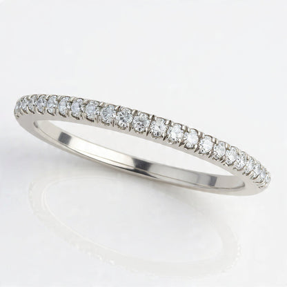 WHITE GOLD SCALLOP STYLE SETTING DIAMOND WEDDING BAND (1/8 CTTW)
